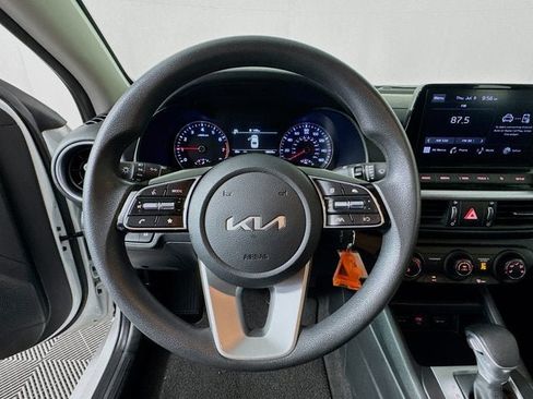 Certified 2023 Kia Forte LXS FWD image 11