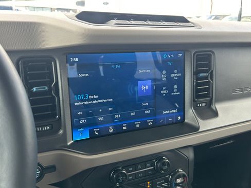 Used 2024 Ford Bronco Wildtrak image 17