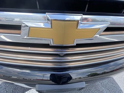 Certified 2021 Chevrolet Tahoe High Country w/ Premium Package AWD/4WD image 32