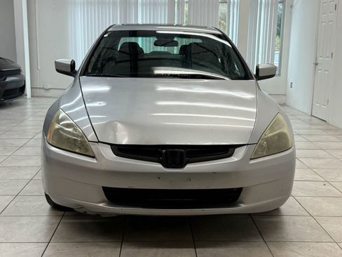 Used 2004 Honda Accord EX image 2