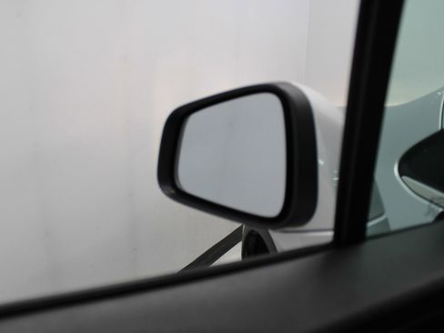 Used 2022 Buick Encore Preferred image 12