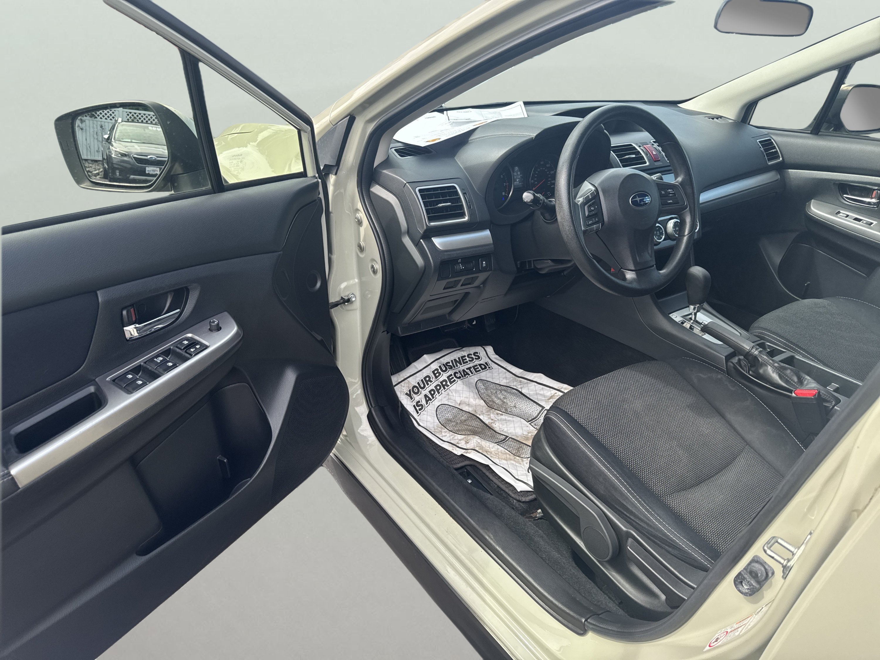 Used 2015 Subaru Crosstrek 2.0i Premium AWD/4WD image 10
