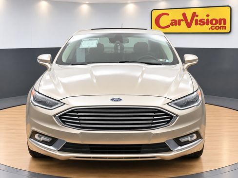 Used 2018 Ford Fusion Energi Titanium FWD image 6