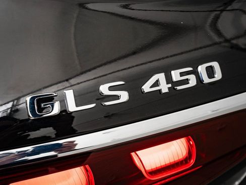 New 2026 Mercedes-Benz GLS 450 4MATIC image 18