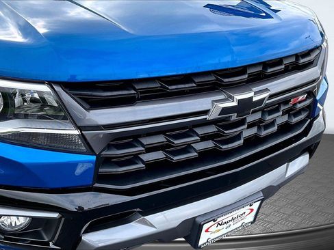 Used 2022 Chevrolet Colorado Z71 AWD/4WD image 29