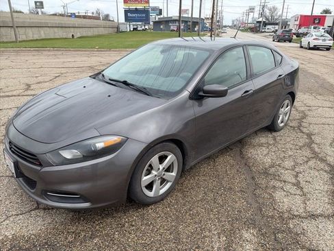 Used 2016 Dodge Dart SXT image 3