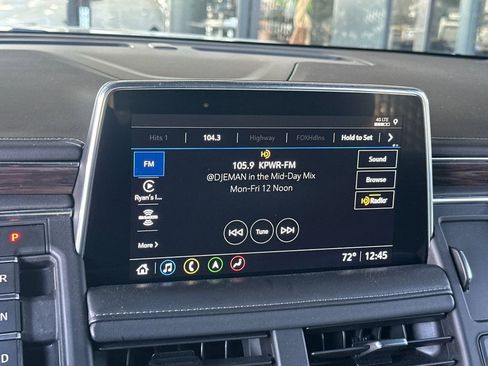 Used 2021 Chevrolet Suburban LT w/ Rear Media and Nav Package image 20