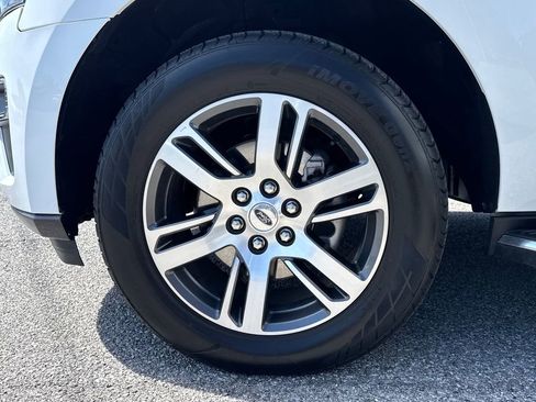 Used 2023 Ford Expedition Max Limited RWD image 27