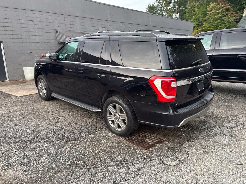 Used 2020 Ford Expedition XLT w/ Equipment Group 202A AWD/4WD image 10