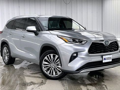 Used 2021 Toyota Highlander Platinum image 35