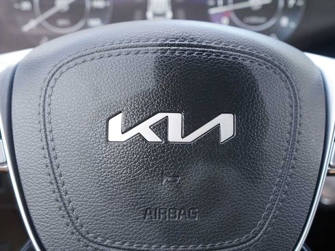 Used 2024 Kia Telluride SX Prestige X-Pro AWD/4WD image 13