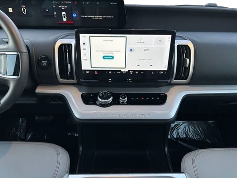 Used 2025 Ford Expedition Max Active image 12