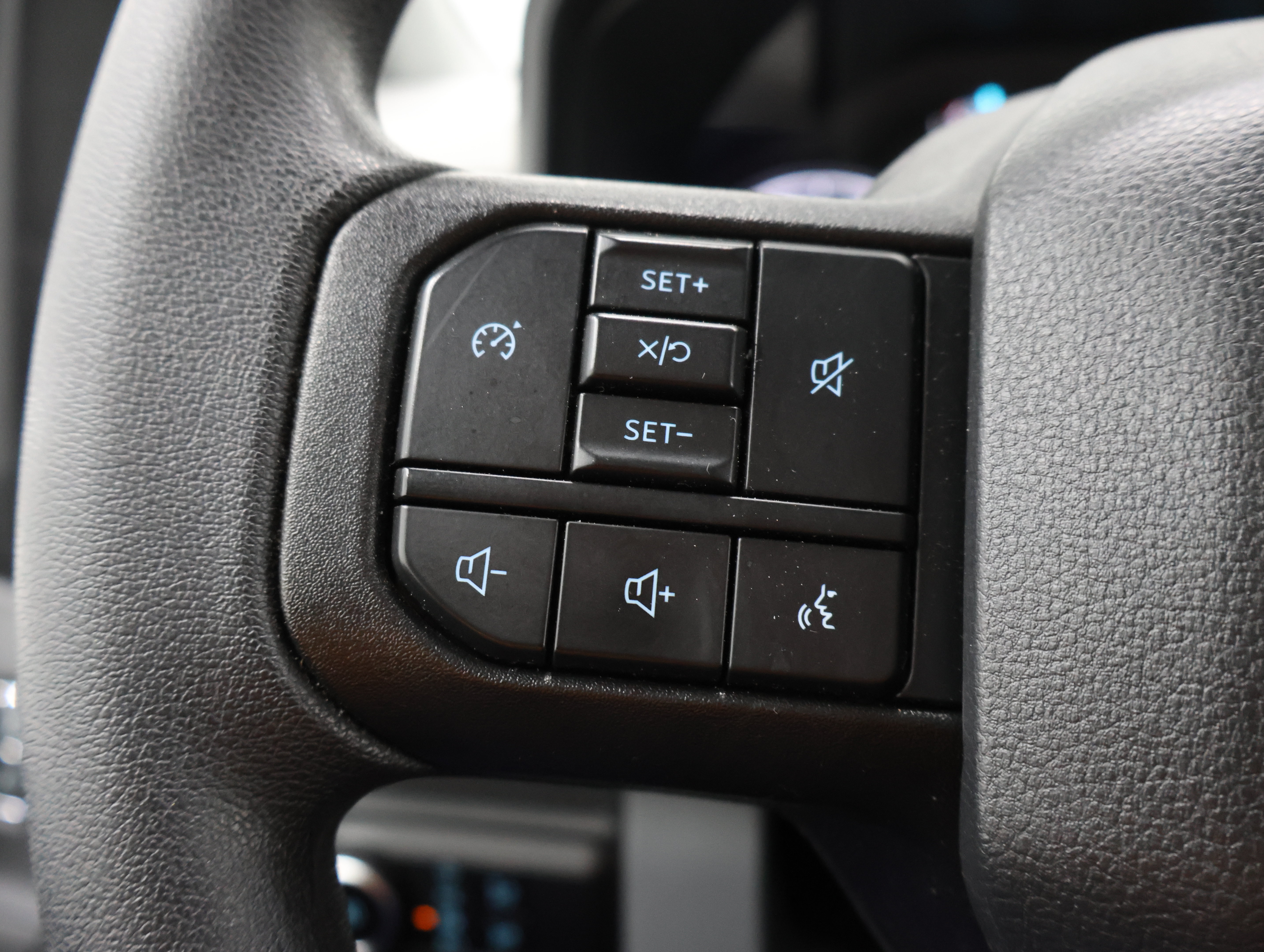 Used 2025 Ford F350 XL w/ 360-Degree Camera Package AWD/4WD image 15