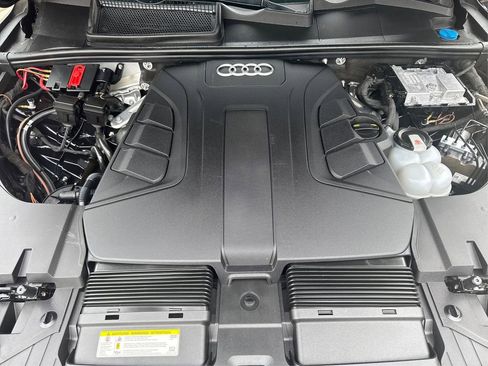 Used 2019 Audi Q7 3.0T Prestige w/ Prestige Package image 27