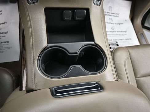 Used 2020 GMC Yukon SLT w/ Open Road Package image 21