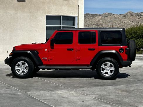 Used 2020 Jeep Wrangler Unlimited Sport S AWD/4WD image 4