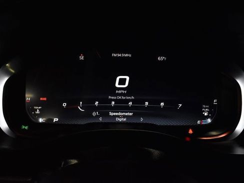 Used 2025 RAM 1500 Rebel image 29