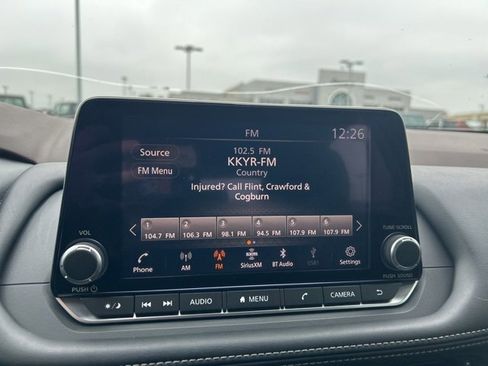 Used 2022 Nissan Rogue SV image 24