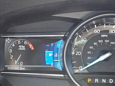 Used 2016 Ford Explorer XLT w/ Equipment Group 202A FWD image 17