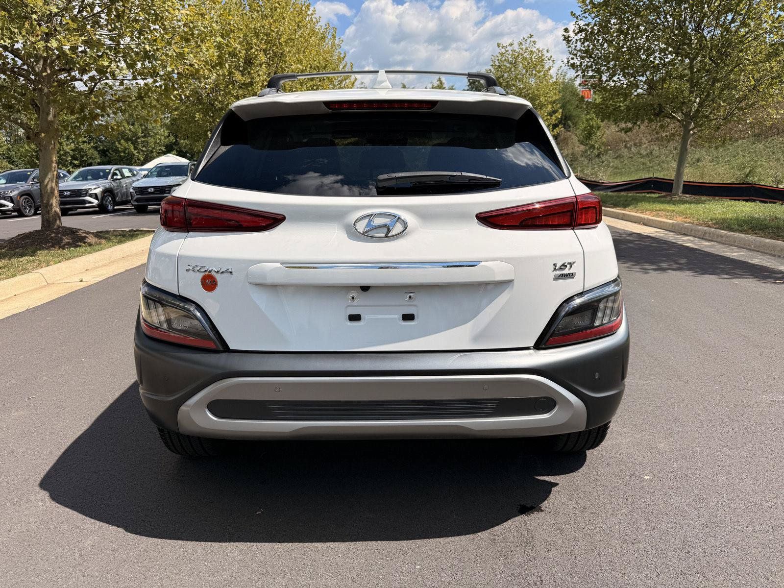 Used 2023 Hyundai Kona Limited AWD/4WD image 6