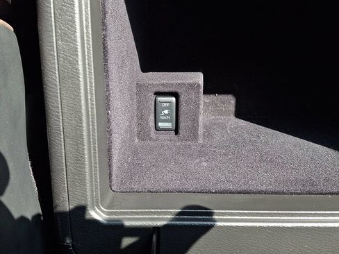 Used 2024 Nissan Armada Platinum w/ Captain's Chairs Package AWD/4WD image 30