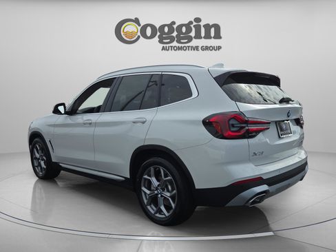 Used 2024 BMW X3 sDrive30i w/ Convenience Package RWD image 3