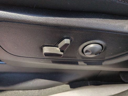 Used 2022 RAM 1500 Big Horn AWD/4WD image 16