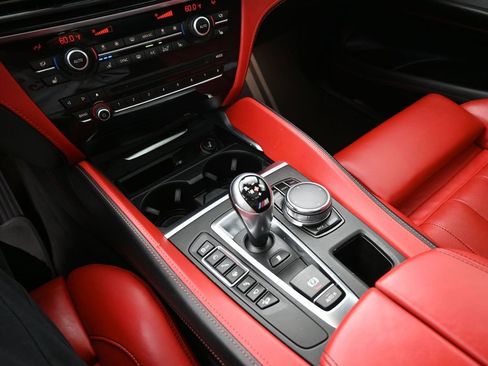 Used 2017 BMW X5 M image 33
