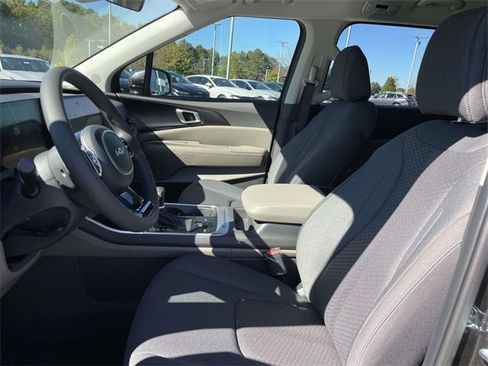 New 2026 Kia Carnival LX image 25