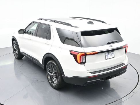 New 2025 Ford Explorer ST-Line w/ Premium Package image 32