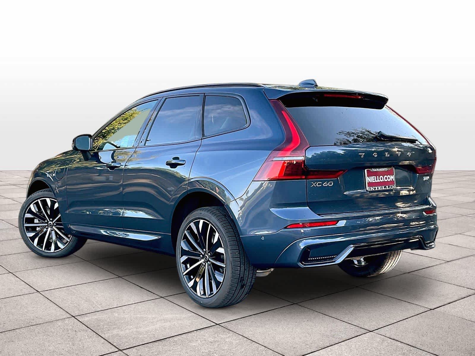 New 2027 Volvo XC60 T8 Ultra AWD/4WD image 3