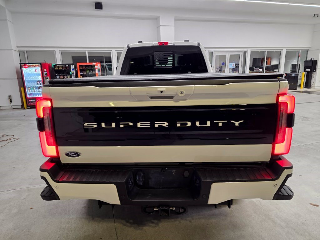 Used 2025 Ford F350 Platinum w/ FX4 Off-Road Package AWD/4WD image 6