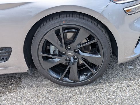 Used 2023 Genesis G70 2.0T w/ Sport Prestige Package RWD image 11