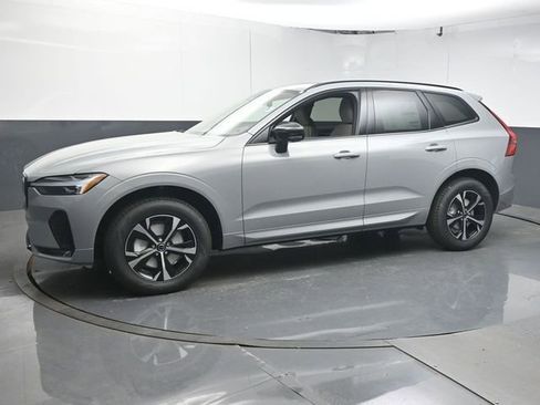 New 2026 Volvo XC60 B5 Core w/ Protection Package Premier image 4