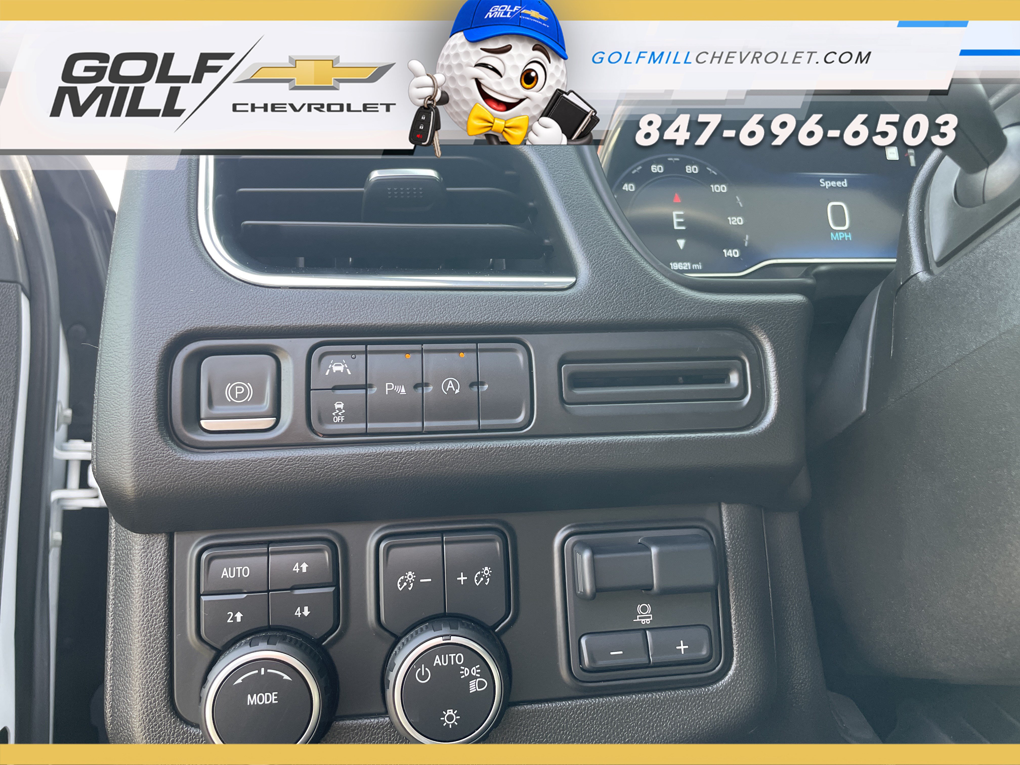 Used 2023 Chevrolet Tahoe RST w/ Max Trailering Package AWD/4WD image 18