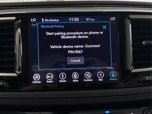Used 2018 Chrysler Pacifica Limited FWD image 45