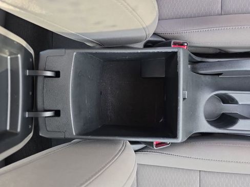 Used 2019 Hyundai Elantra SE image 25