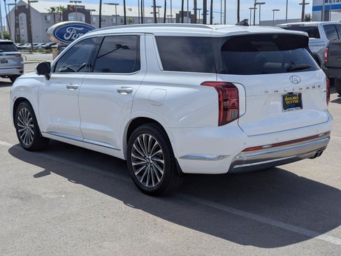 Used 2023 Hyundai Palisade Calligraphy AWD/4WD image 4