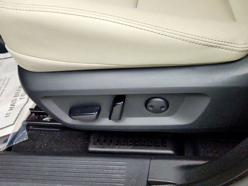 Used 2023 Nissan Rogue SL w/ SL Premium Package FWD image 12