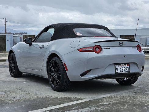 Certified 2025 MAZDA MX-5 Miata Club w/ Interior Package image 16