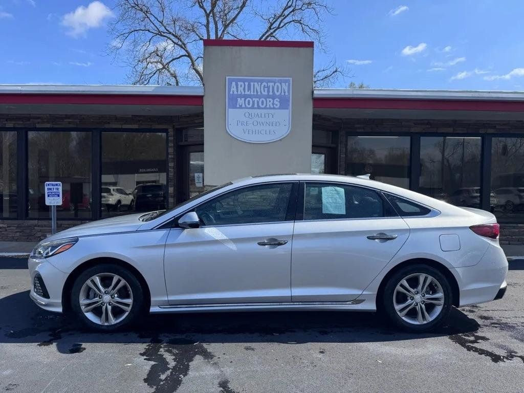 Used 2018 Hyundai Sonata Sport FWD image 2