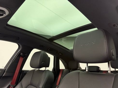 Used 2022 Porsche Macan GTS image 24