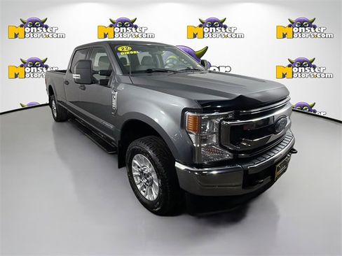 Used 2022 Ford F250 XLT image 3
