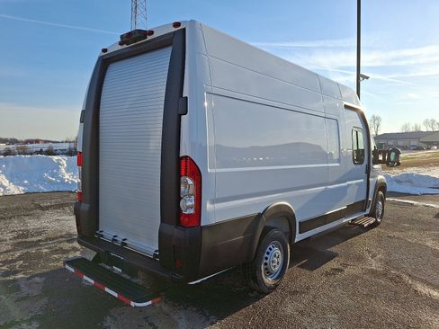 New 2024 RAM ProMaster 3500 w/ Delivery Van Package image 4