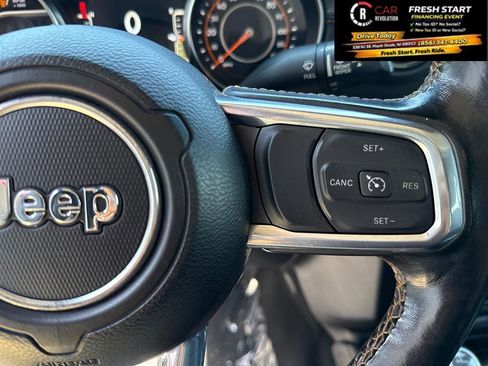 Used 2021 Jeep Gladiator Overland AWD/4WD image 29