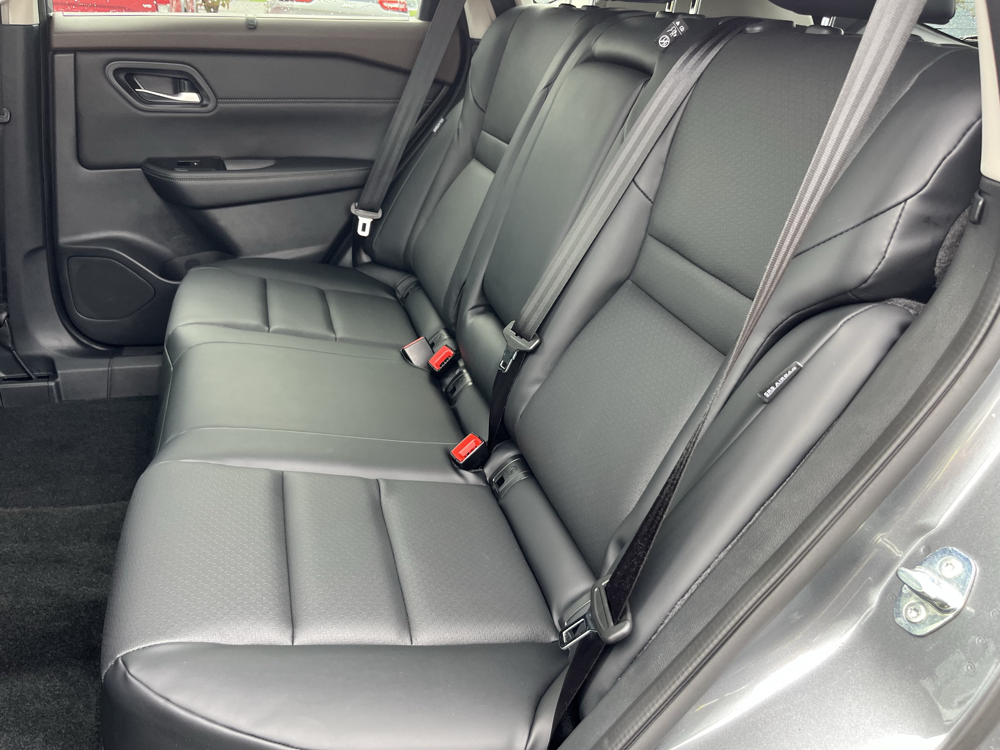 Used 2023 Nissan Rogue SV w/ SV Premium B Package AWD/4WD image 14