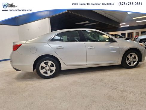 Used 2013 Chevrolet Malibu LS image 16