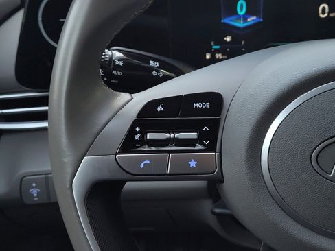 Used 2024 Hyundai Elantra SEL w/ Convenience Package image 22