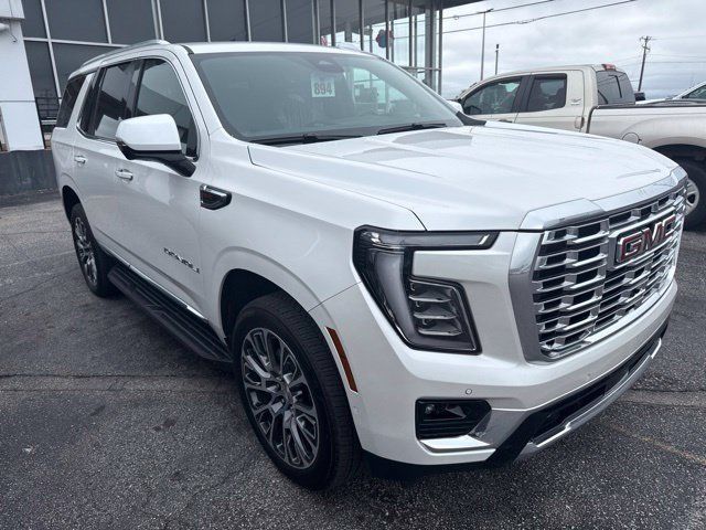 Used 2025 GMC Yukon Denali w/ LPO, Floor Liner Package AWD/4WD image 5
