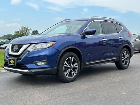 Used 2018 Nissan Rogue SL w/ Premium Package AWD/4WD image 4